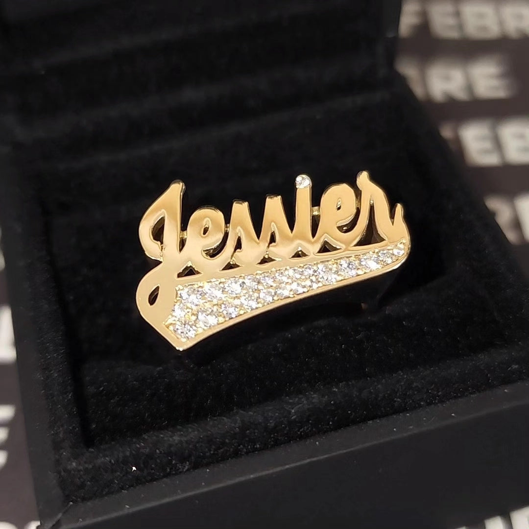 Diseño 3D para Sortija de Nombre en ORO