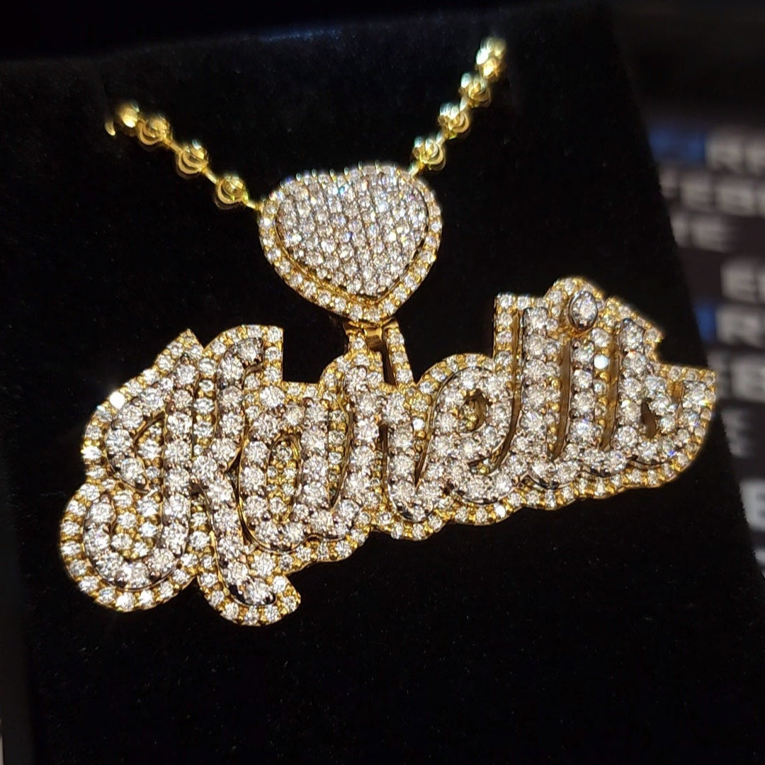 Diseño 3D para Pendant 2" de Nombre en ORO